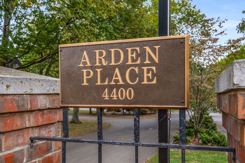 4400 Belmont Park Ter #240, Nashville, TN 37215