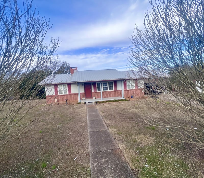 1021 Jacobs Ave, Bridgeport, AL 35740