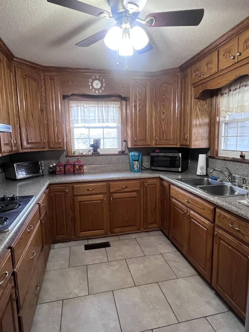 1021 Jacobs Ave, Bridgeport, AL 35740