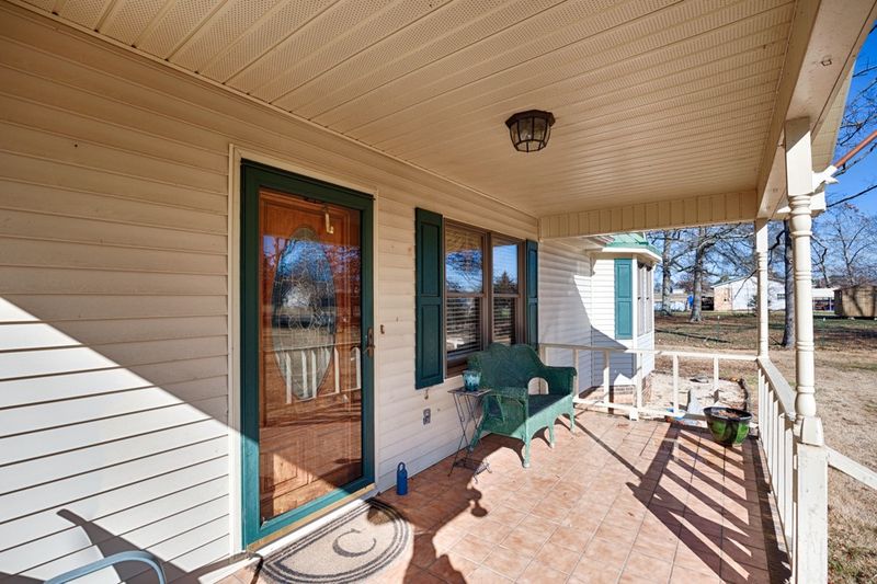 28117 Lambert Rd, Ardmore, AL 35739