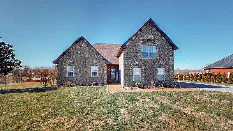 4784 Somerville Rd, Cross Plains, TN 37049