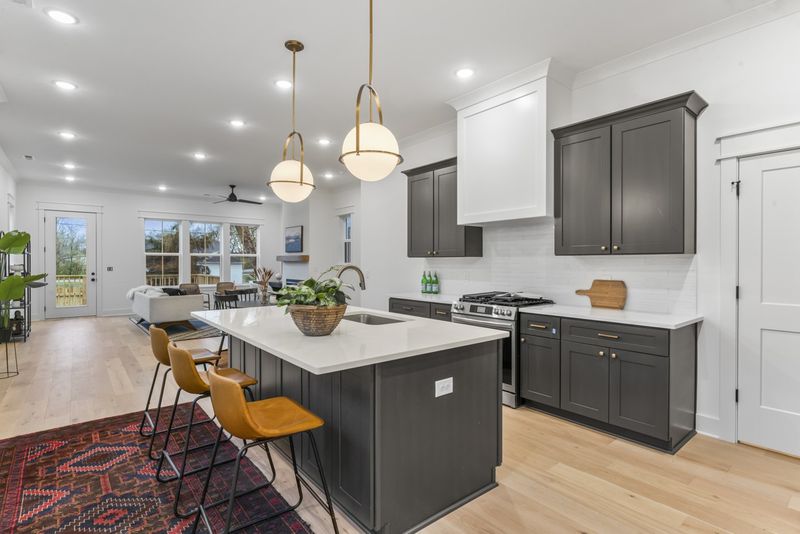 916 West Ave, Nashville, TN 37206