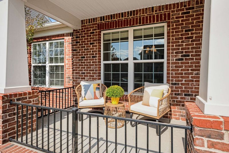 423 Valleyview Dr, Franklin, TN 37064