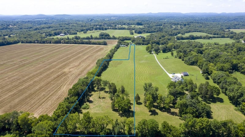 3116 Old Murfreesboro Rd, Arrington, TN 37014