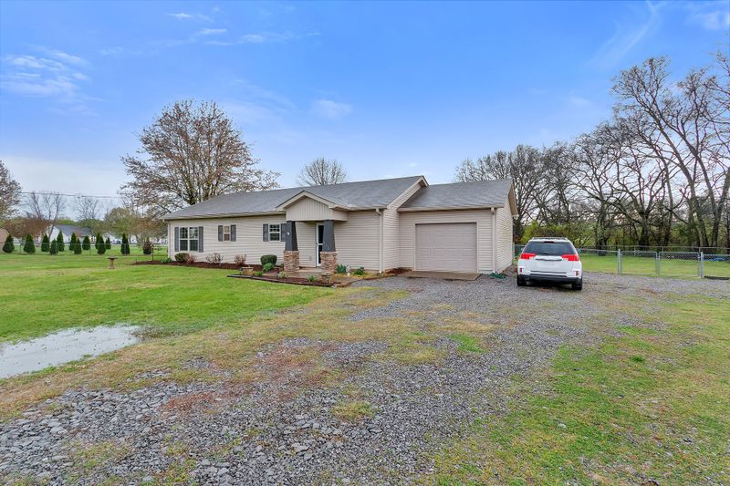 111 Ebb Ct, Murfreesboro, TN 37128