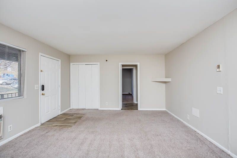 550 Harding Pl #F106, Nashville, TN 37211