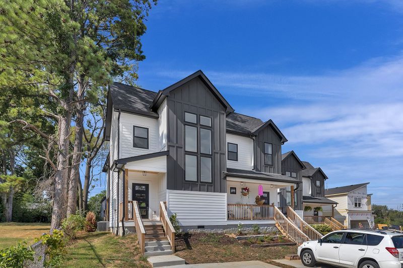 214 Eisenhower Dr, Nashville, TN 37211