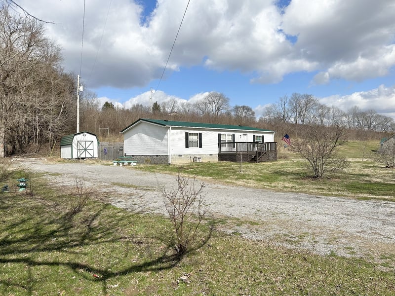 36 Pigeon Roost Rd, Brush Creek, TN 38547