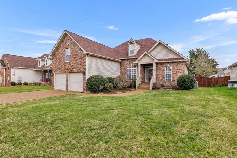 3979 Kristen St, Spring Hill, TN 37174