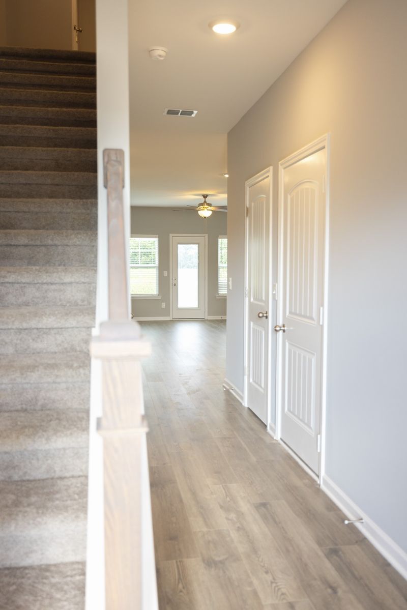 5718 Cloverwood Dr, Murfreesboro, TN 37128