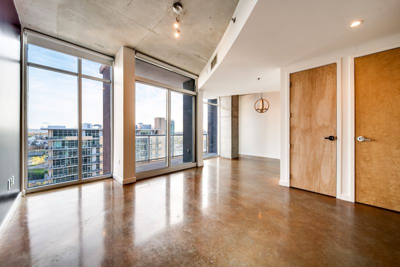 600 12th Ave S #2012, Nashville, TN 37203