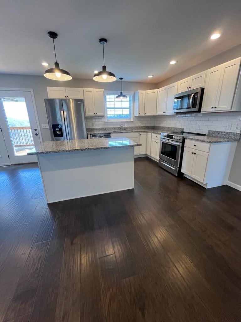 10 Ditty Hollow Rd, Buffalo Valley, TN 38548
