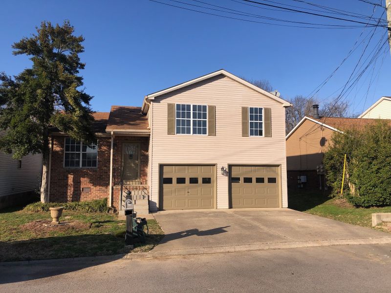 113 Edgehill Ln, Hendersonville, TN 37075