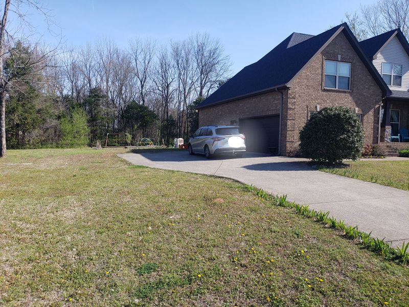 212 Walt Rd, Murfreesboro, TN 37129