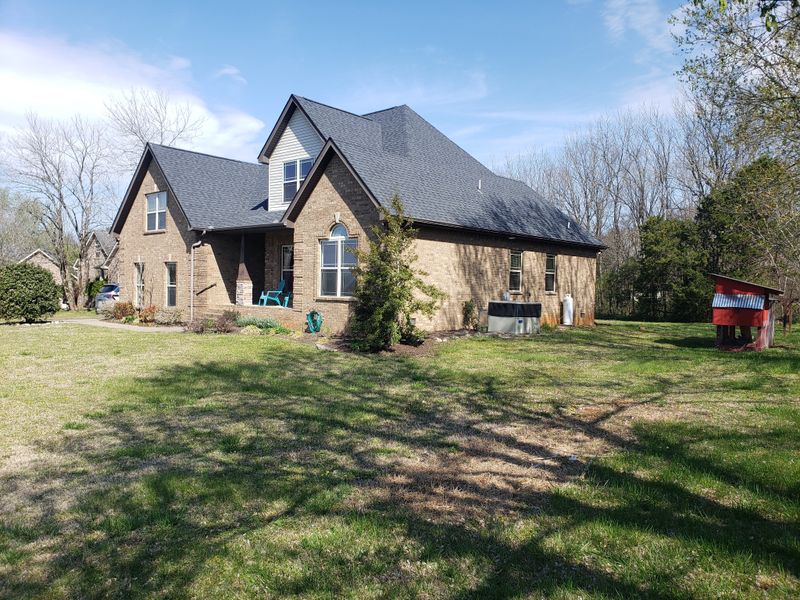 212 Walt Rd, Murfreesboro, TN 37129
