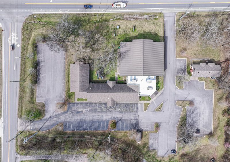 6727 Charlotte Pike, Nashville, TN 37209