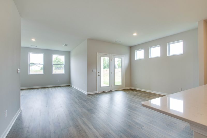 6273 Japonica Ln, White House, TN 37188