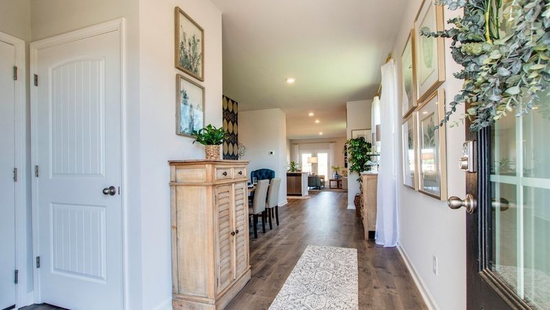 7228 Lang Ave, White House, TN 37188
