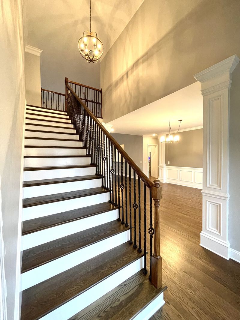 208 Amana Dr, Lebanon, TN 37087