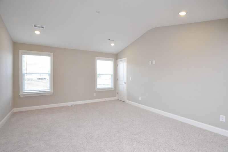 196 John T Alexander Blvd, Hendersonville, TN 37075