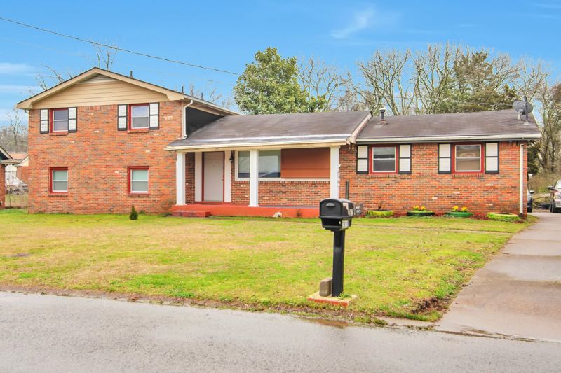 2813 Rural Hill Cir, Nashville, TN 37217