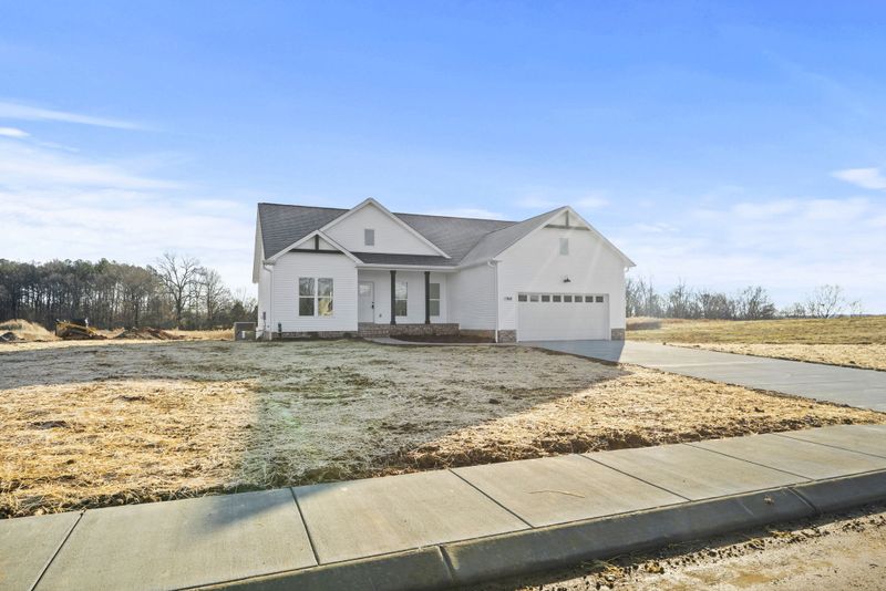 1573 Angus Way, Greenbrier, TN 37073