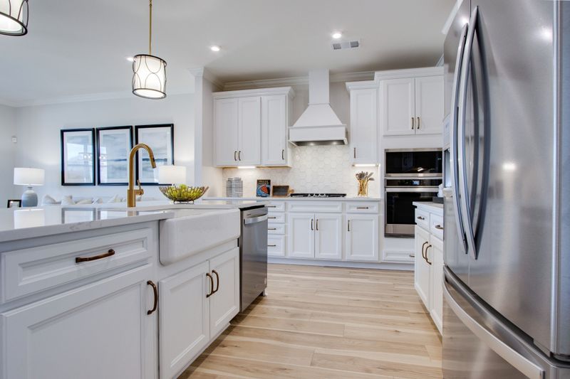 221 Pin High Dr, Mount Juliet, TN 37122