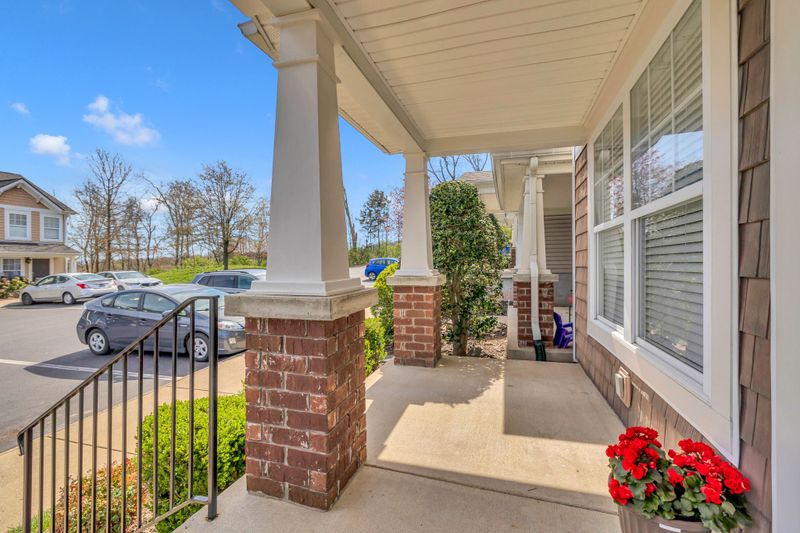 314 Shadow Glen Dr, Nashville, TN 37211