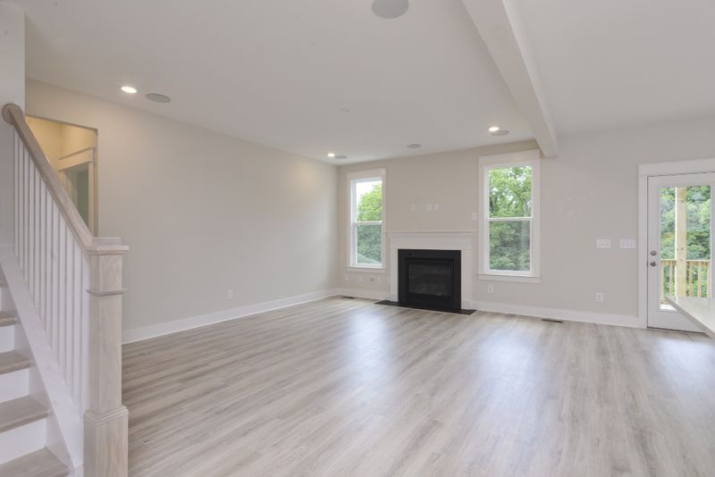 100 James Gourley Rd, Hendersonville, TN 37075