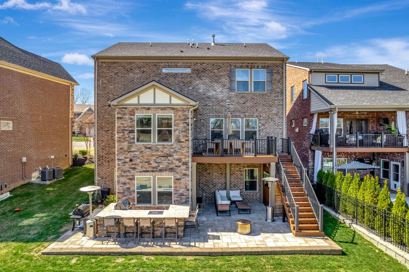 1709 Boardwalk Pl, Gallatin, TN 37066