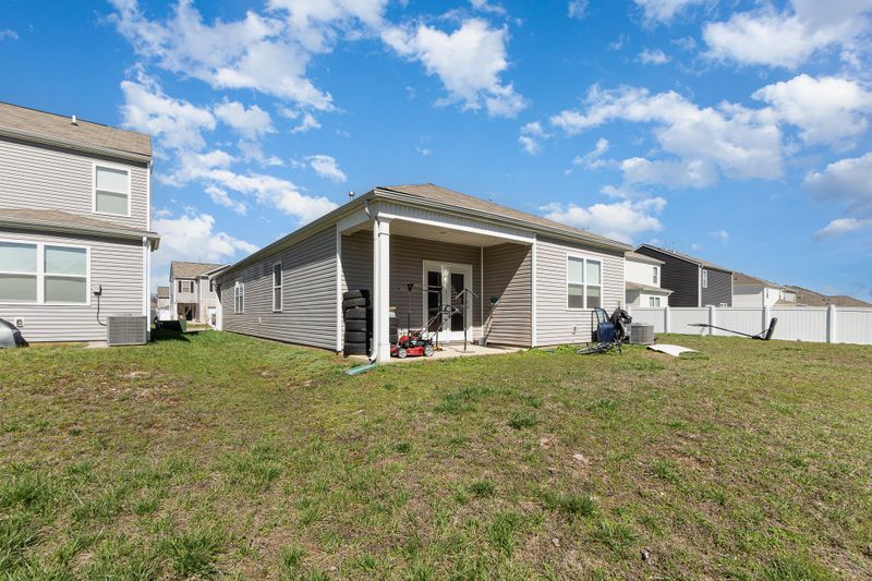 7064 Paisley Wood Dr, Antioch, TN 37013