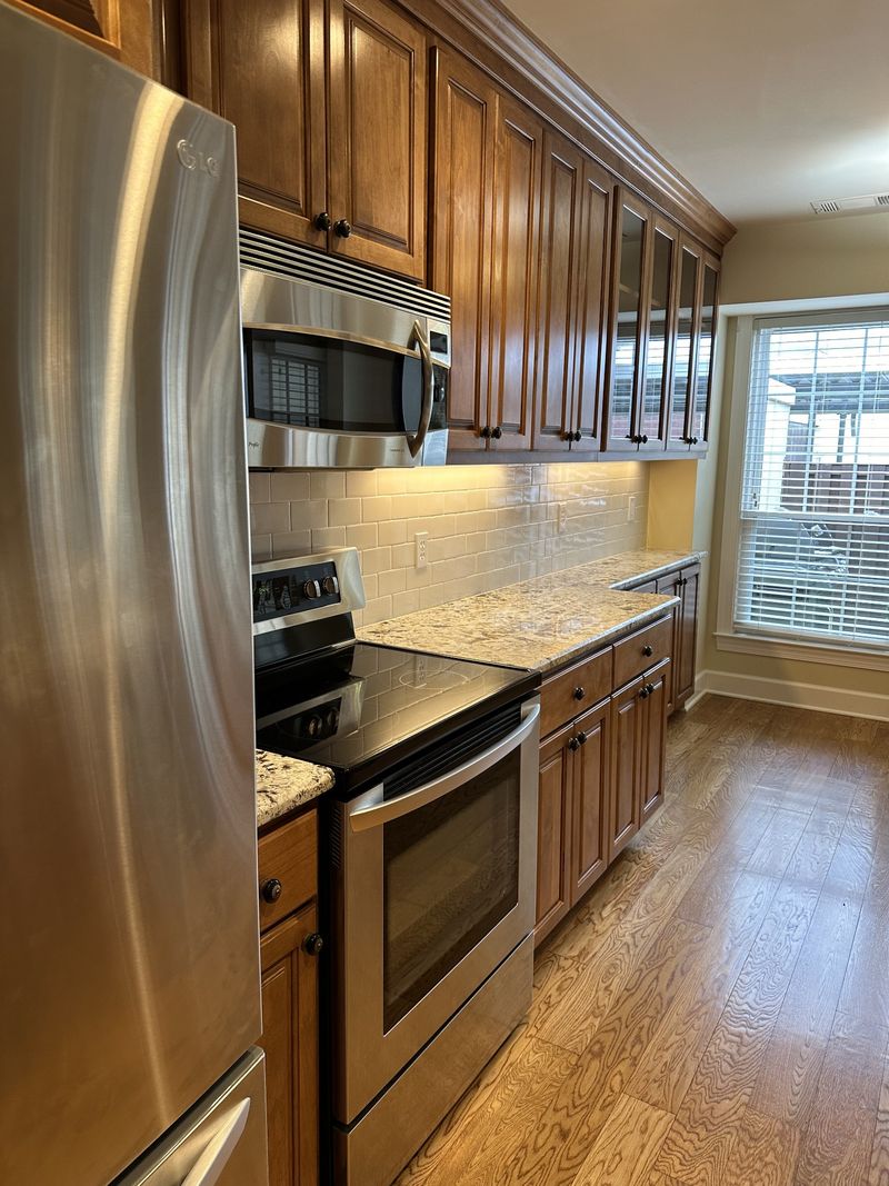 8620 Sawyer Brown Rd, Nashville, TN 37221