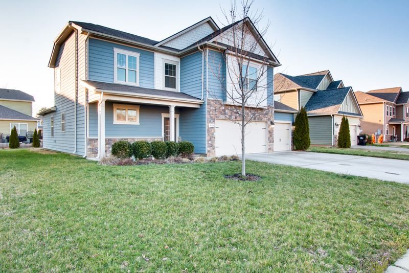 3014 Butterfield Ave, Murfreesboro, TN 37128
