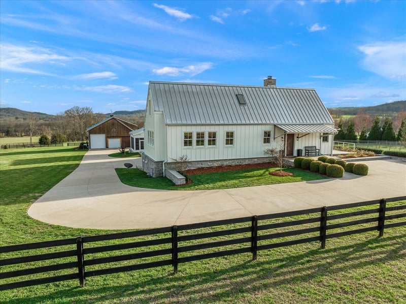 6925 Owendale Ln, College Grove, TN 37046