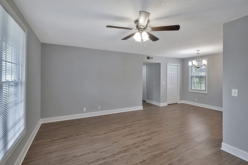 900 Mallow Dr, Madison, TN 37115