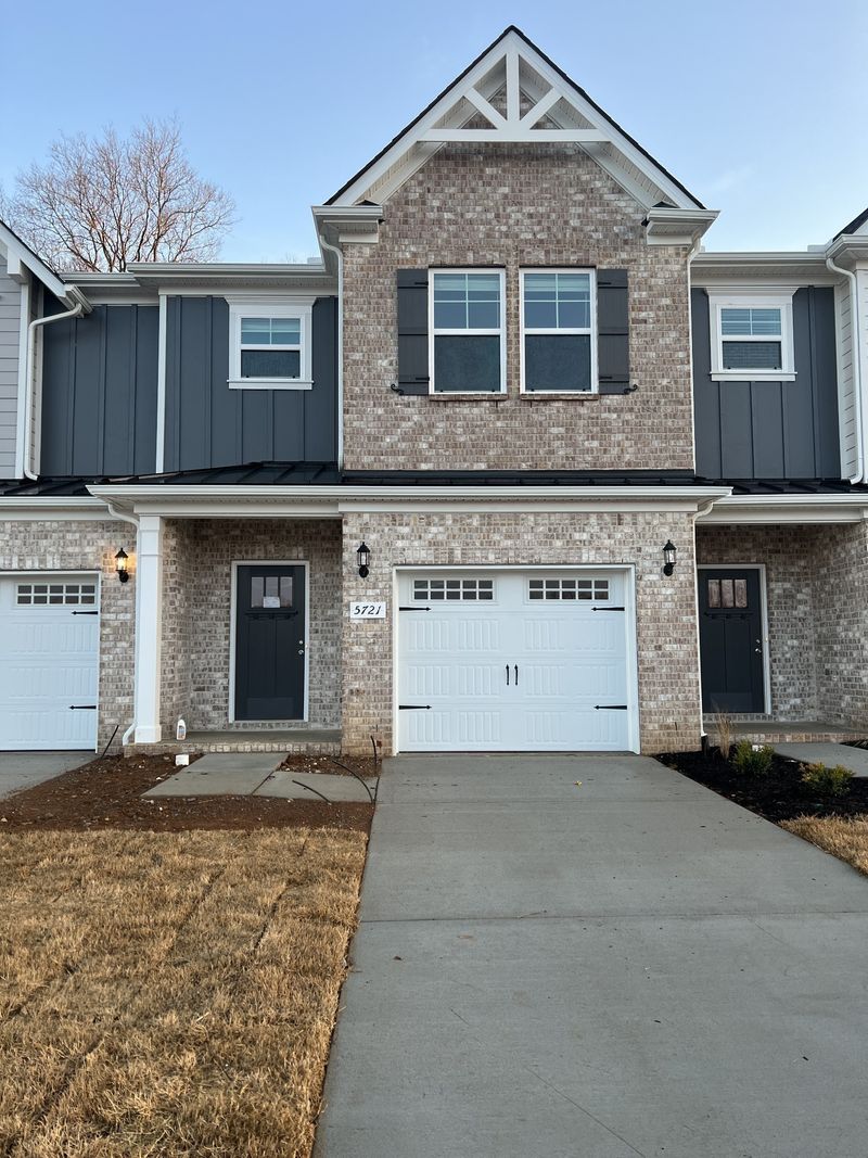5724 Cloverwood Drive L 107, Murfreesboro, TN 37128