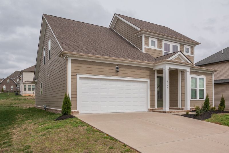 5766 Napa Valley Dr, Smyrna, TN 37167