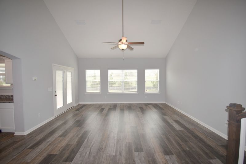 1727 Calypso Dr, Murfreesboro, TN 37128