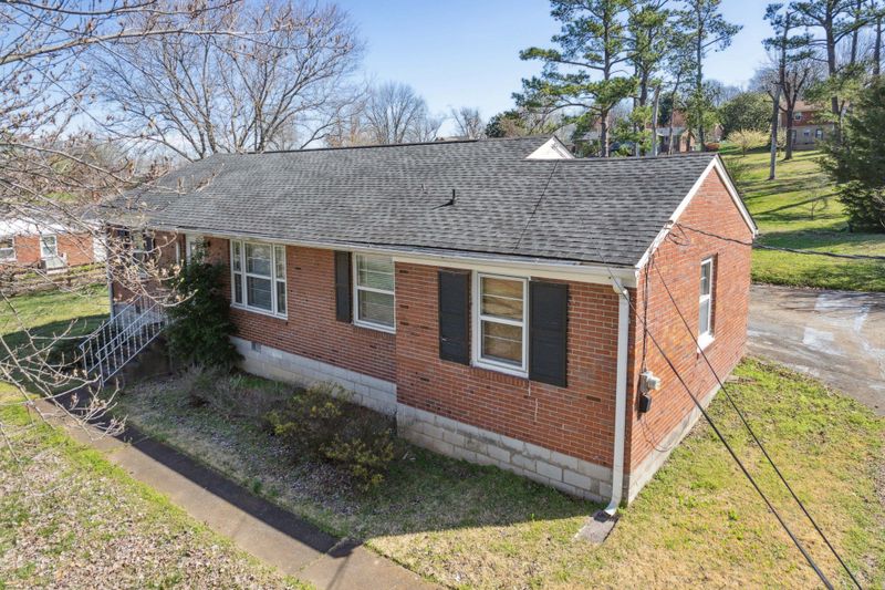 3218 Knobdale Rd, Nashville, TN 37214