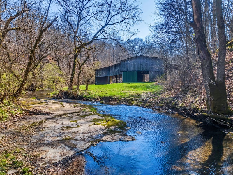 3555 Sulphur Springs Branch Rd, Columbia, TN 38401