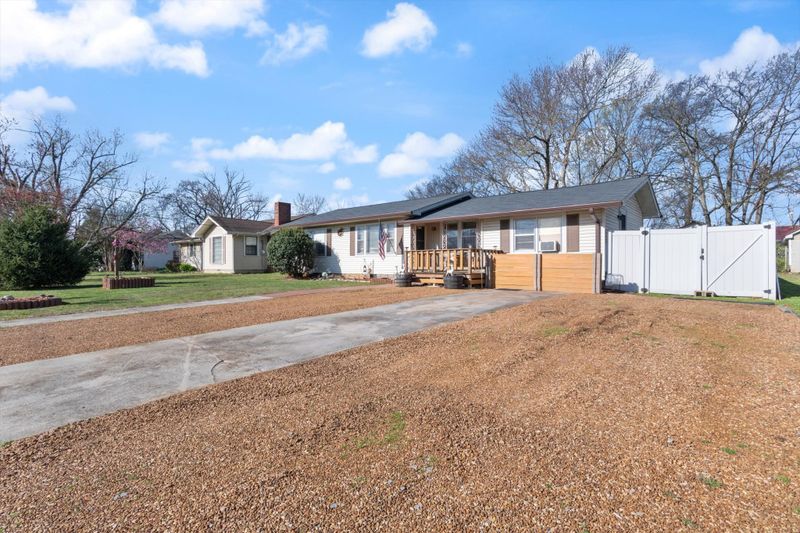 911 Jones Blvd, Murfreesboro, TN 37129