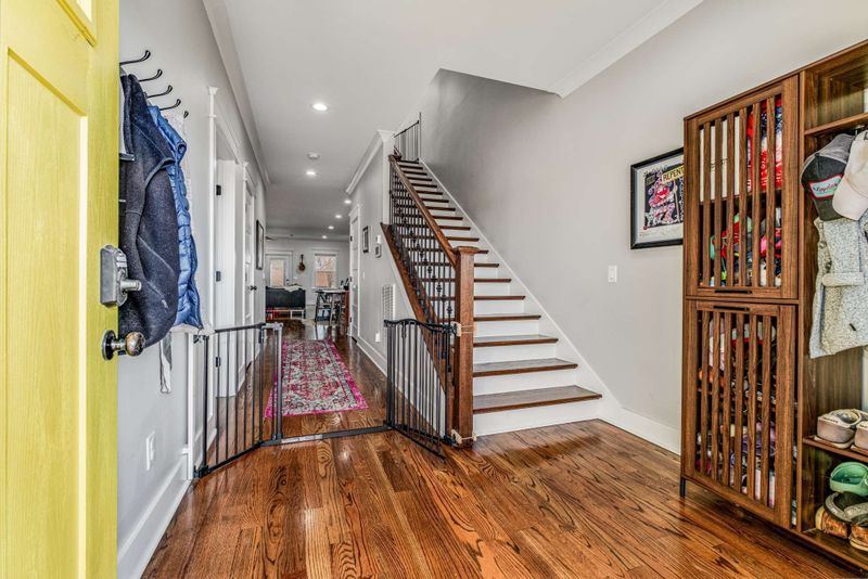 678 Annex Ave, Nashville, TN 37209