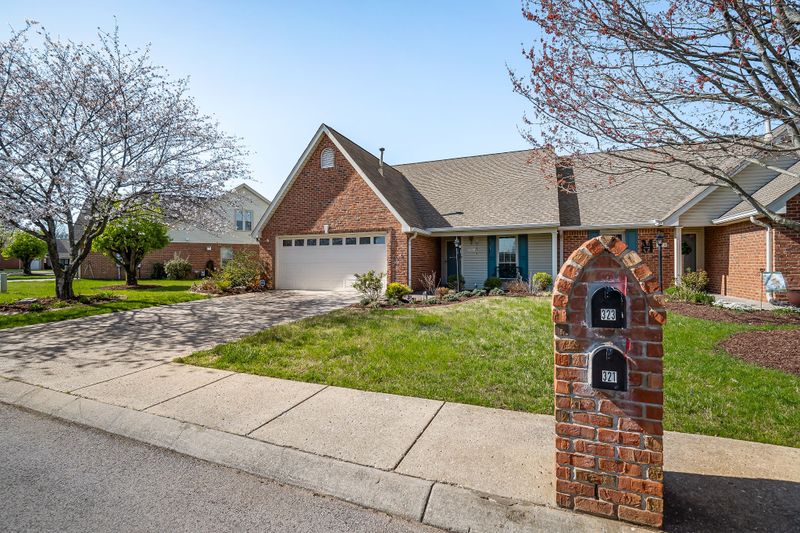 321 Biltmore Cir, Murfreesboro, TN 37128