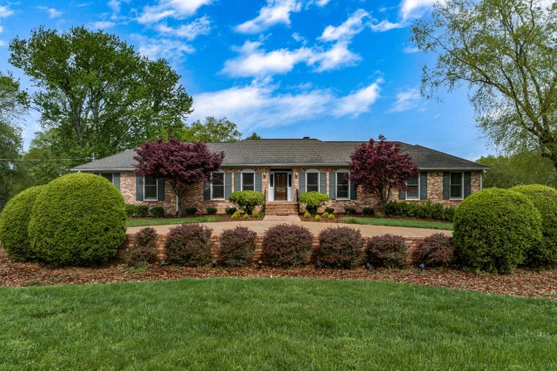 1120 Cross Creek Dr, Franklin, TN 37067