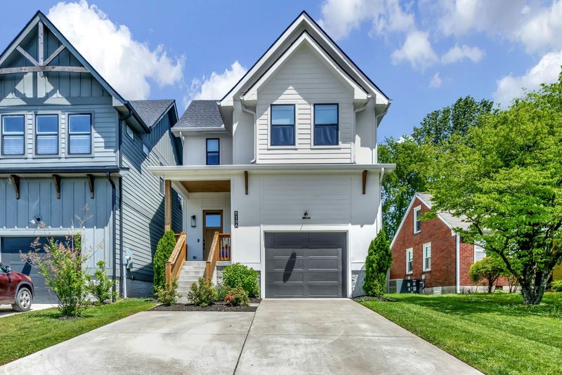 913 Crescent Hill Rd #A, Nashville, TN 37206