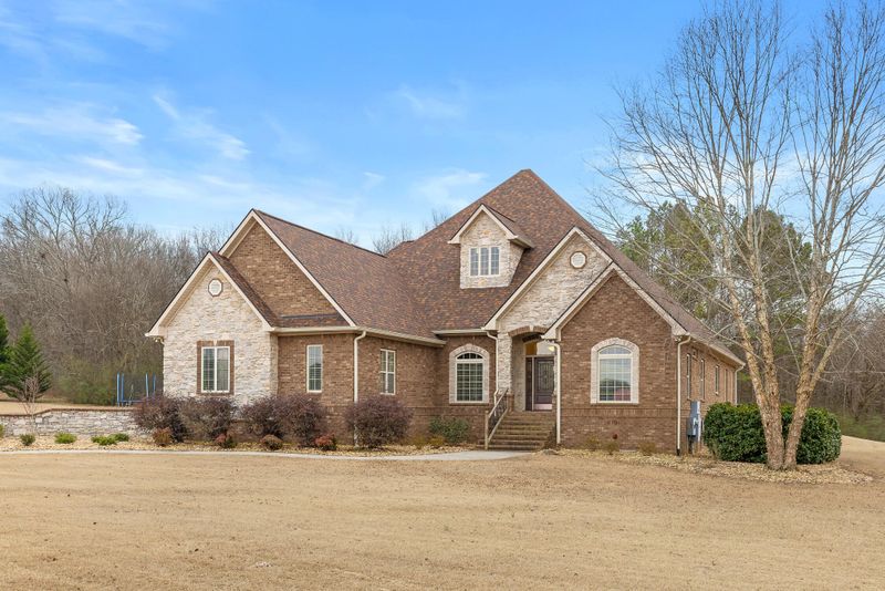 200 Mythical Ln, Ringgold, GA 30736