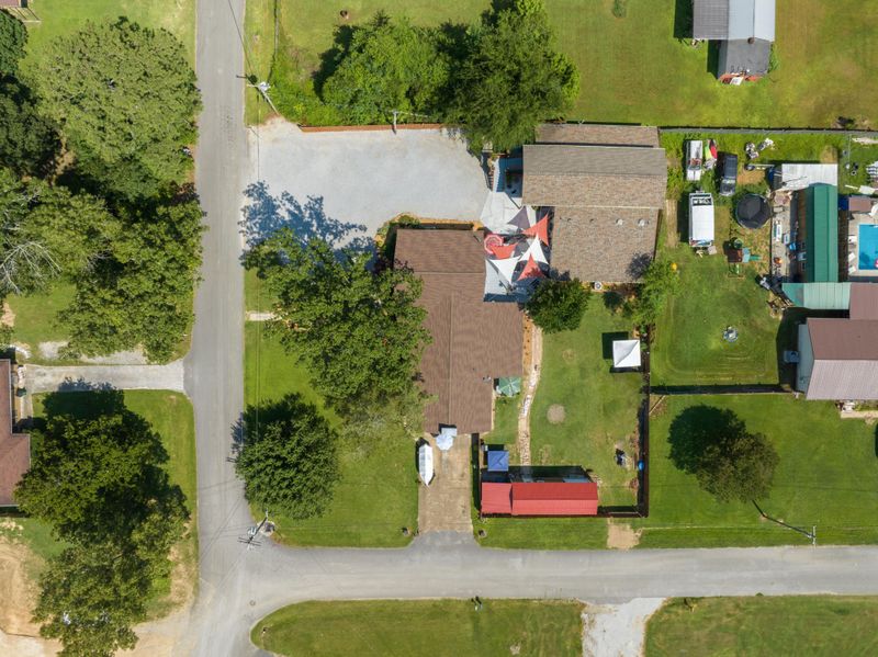 16 Pioneer Ln, Ringgold, GA 30736