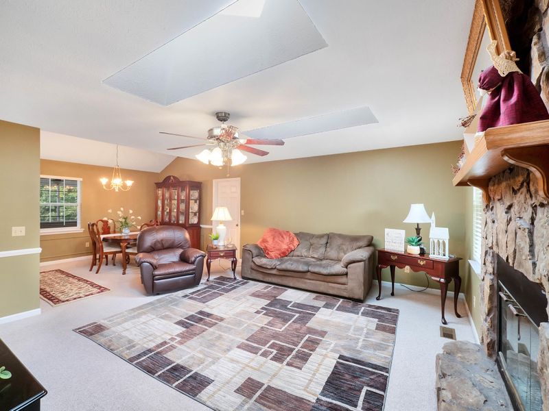 106 Pamela Ln, Ringgold, GA 30736