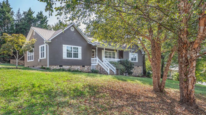 26 Hillside Dr, Ringgold, GA 30736