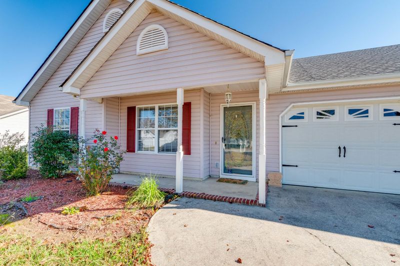 331 Sage Brush Ln, Rossville, GA 30741